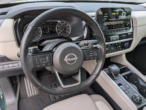 Certified 2023 Nissan Pathfinder SL image 15