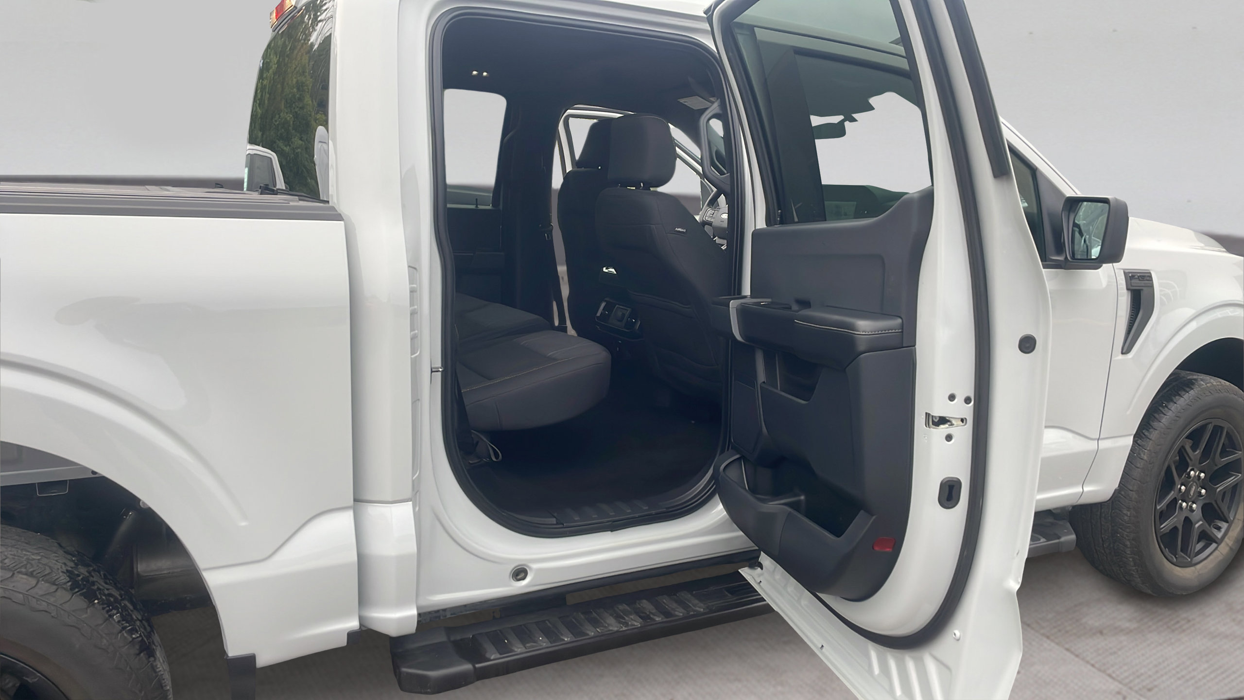 Used 2024 Ford F150 STX w/ STX Black Appearance Package AWD/4WD image 15