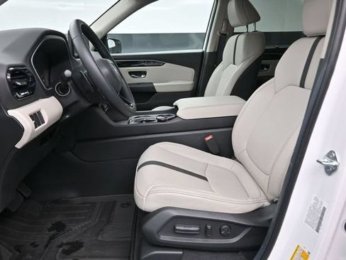 Certified 2026 Honda Pilot EX-L image 12