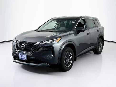Used 2022 Nissan Rogue S AWD/4WD image 1