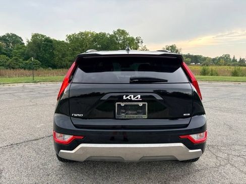 Certified 2025 Kia Niro EX Touring FWD image 4