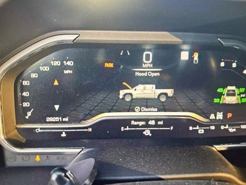 Used 2023 GMC Sierra 1500 AT4 w/ AT4 Premium Package image 5