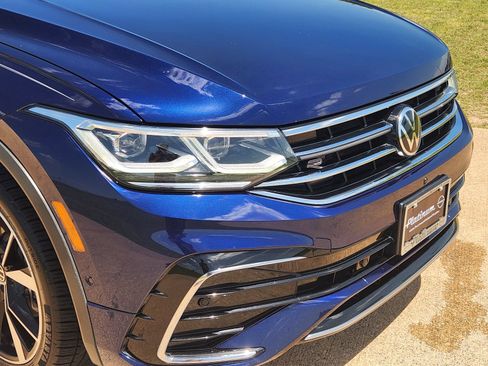 Used 2024 Volkswagen Tiguan SEL R-Line AWD/4WD image 12