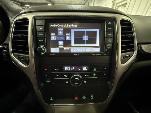 Used 2013 Jeep Grand Cherokee Laredo image 33