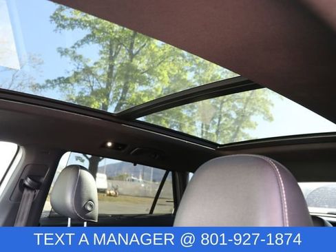 Used 2020 Volkswagen Atlas Cross Sport SEL Premium R-Line image 20