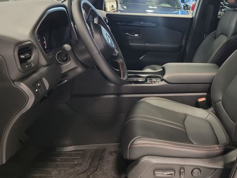 New 2026 Honda Pilot TrailSport image 4