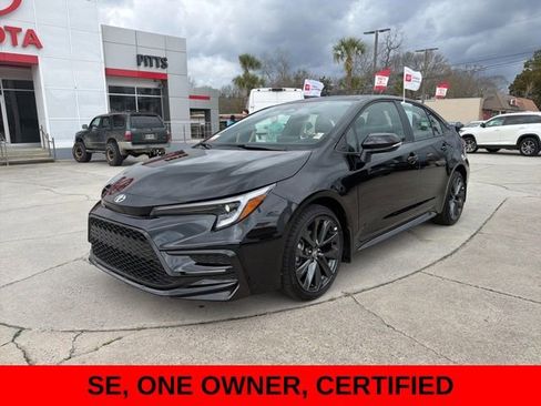 Used 2026 Toyota Corolla SE image 1