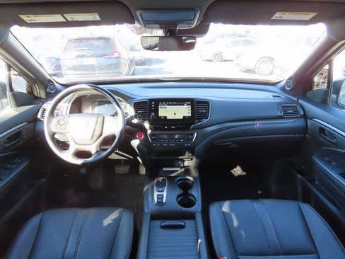 Certified 2023 Honda Passport TrailSport image 17