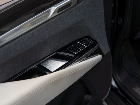 Used 2025 Cadillac Escalade V w/ LPO, Floor Liner Package AWD/4WD image 27