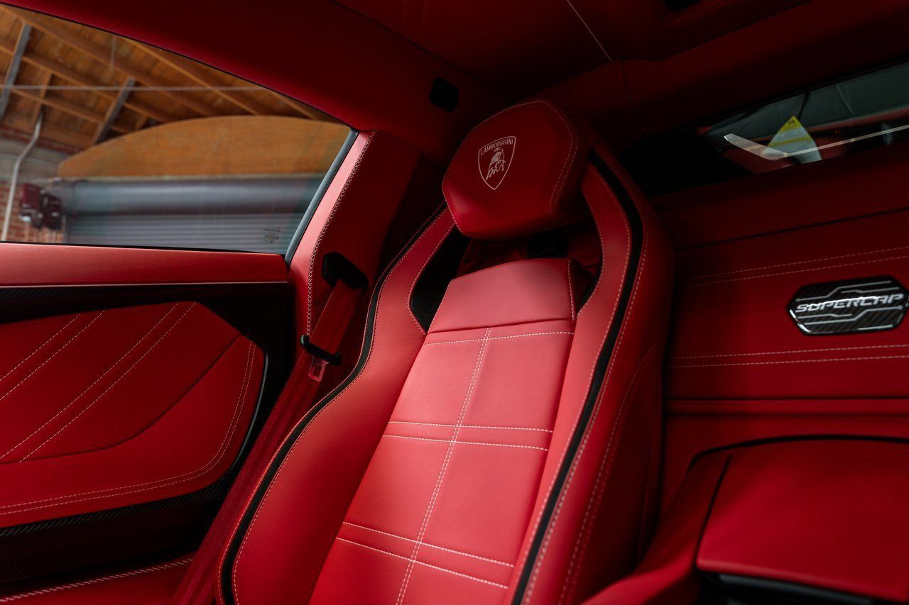 Used 2022 Lamborghini Aventador Countach AWD/4WD image 15