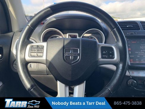 Used 2019 Dodge Journey SE FWD image 11