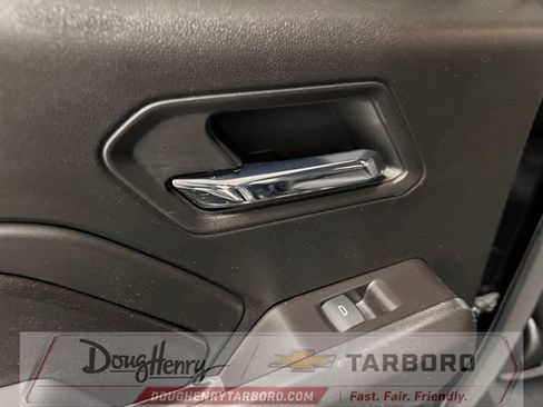 Used 2024 Chevrolet Colorado Z71 w/ Z71 Convenience Package 2 AWD/4WD image 31