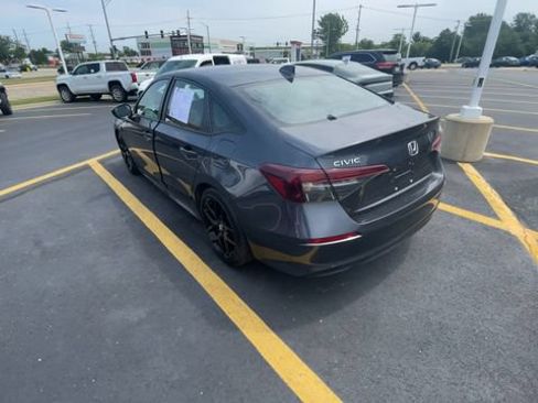 Used 2025 Honda Civic Sport image 8