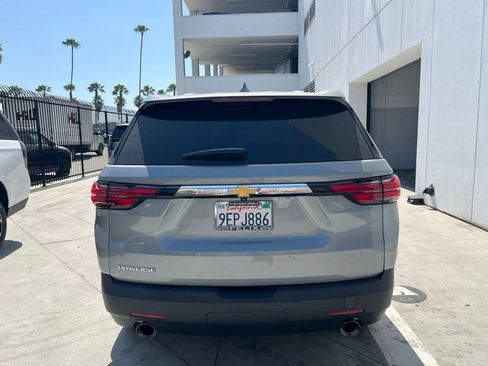 Used 2023 Chevrolet Traverse LS w/ LPO, Cargo Package FWD image 5