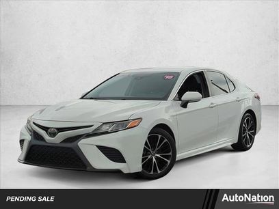 Used 2018 Toyota Camry SE w/ Convenience Package