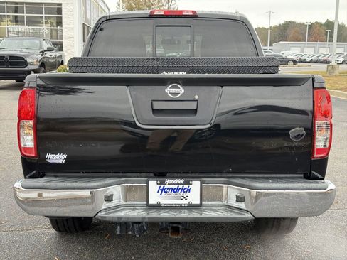 Used 2019 Nissan Frontier SV image 9