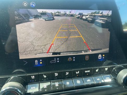 New 2026 Chevrolet Colorado ZR2 w/ Midnight Edition AWD/4WD image 22