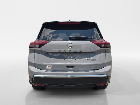 Used 2024 Nissan Rogue Platinum AWD/4WD image 4