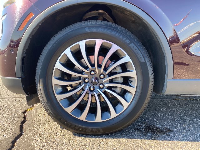 Used 2023 Lincoln Aviator Reserve w/ Equipment Group 201A AWD/4WD image 24