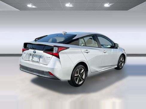 Used 2019 Toyota Prius Limited image 9