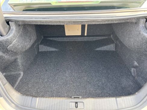 Used 2011 Buick LaCrosse CX image 30