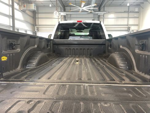 Used 2022 Ford F250 XLT w/ XLT Value Package AWD/4WD image 7