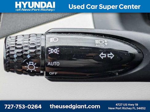 Certified 2022 Hyundai Tucson SEL w/ Cargo Package AWD/4WD image 37