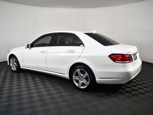 Used 2015 Mercedes-Benz E 250 E250 BLUETEC image 10