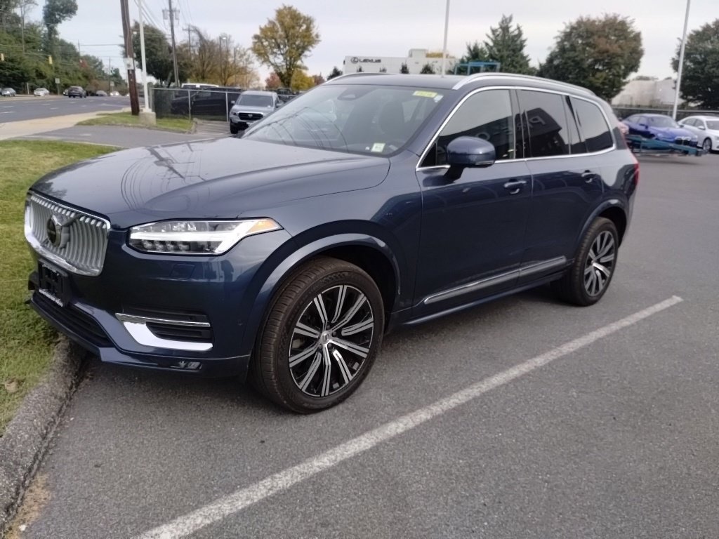 Used 2024 Volvo XC90 B6 Plus AWD/4WD image 7