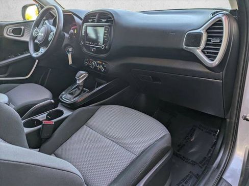Used 2024 Kia Soul LX w/ Option Group 015 image 20