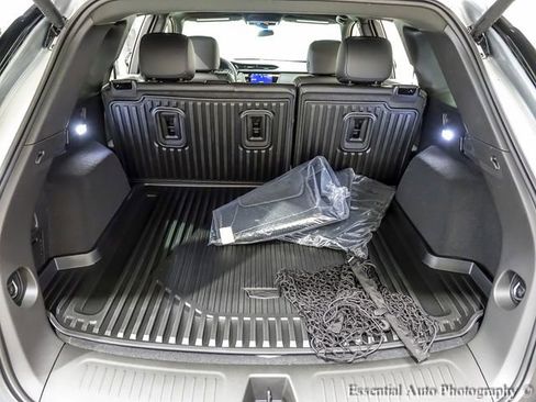 New 2026 Cadillac XT5 Luxury image 17