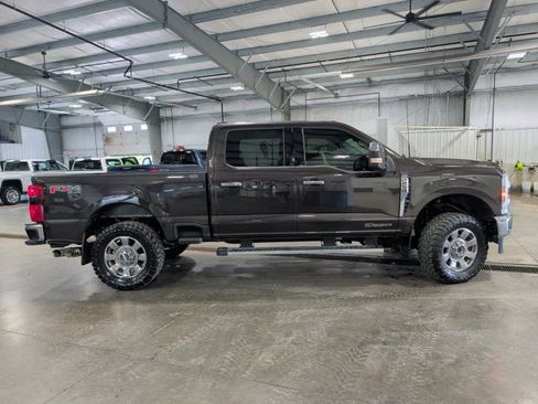 Used 2025 Ford F250 Lariat w/ Chrome Package AWD/4WD image 2