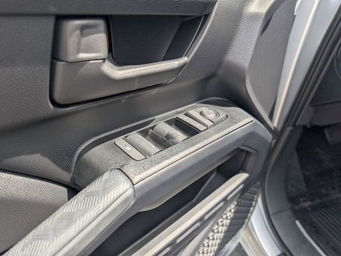 New 2026 Toyota 4Runner SR5 AWD/4WD image 9