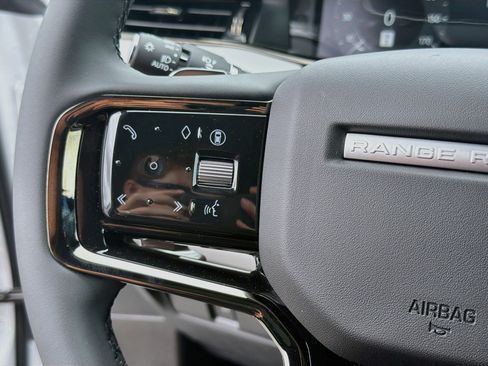 New 2026 Land Rover Range Rover Evoque Hoxton AWD/4WD image 37