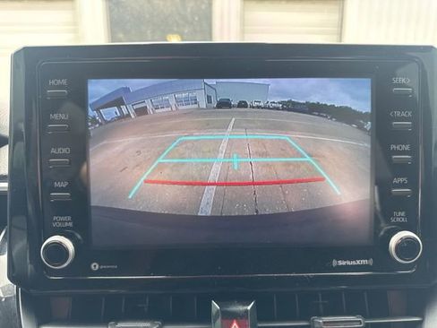 Used 2022 Toyota Corolla Cross LE AWD/4WD image 40