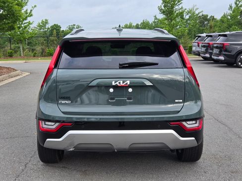 New 2026 Kia Niro SX Touring FWD image 6