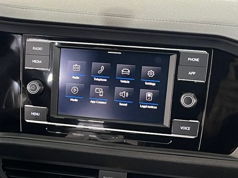 Used 2022 Volkswagen Jetta Sport FWD image 23