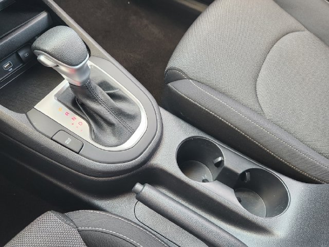 Used 2024 Kia Forte LXS FWD image 16