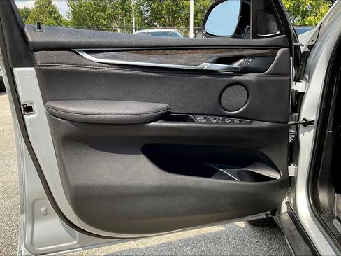 Used 2018 BMW X5 sDrive35i w/ Premium Package image 21