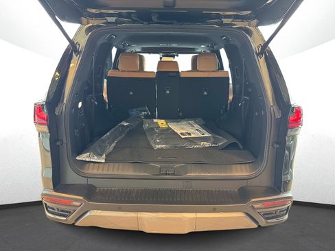 New 2026 Lexus LX 600 4WD w/ Luxury Package image 11