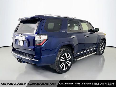 Used 2020 Toyota 4Runner Limited AWD/4WD image 5