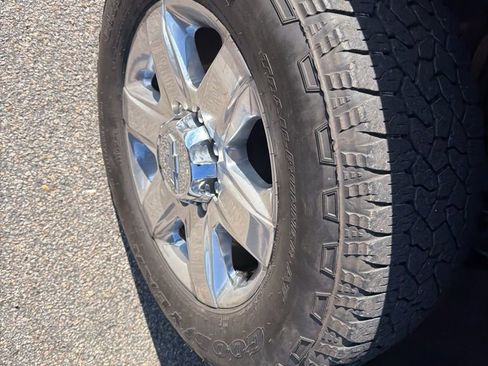 Used 2020 Chevrolet Silverado 2500 High Country w/ Technology Package image 10