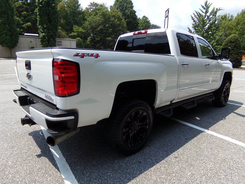 Used 2019 Chevrolet Silverado 2500 High Country w/ Duramax Plus Package AWD/4WD image 6