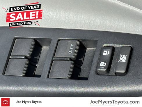 Used 2012 Toyota Tacoma PreRunner image 24