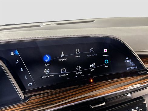 Used 2023 Cadillac Escalade Premium Luxury AWD/4WD image 19