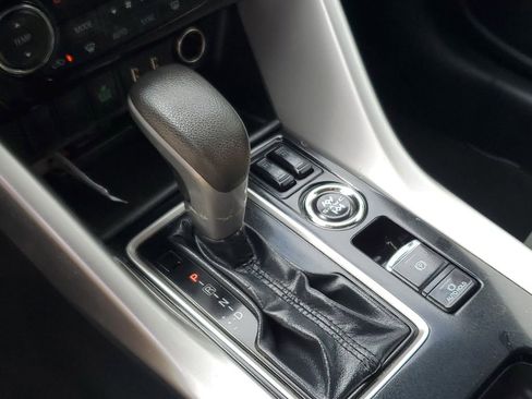 Used 2022 Mitsubishi Eclipse Cross SE image 30