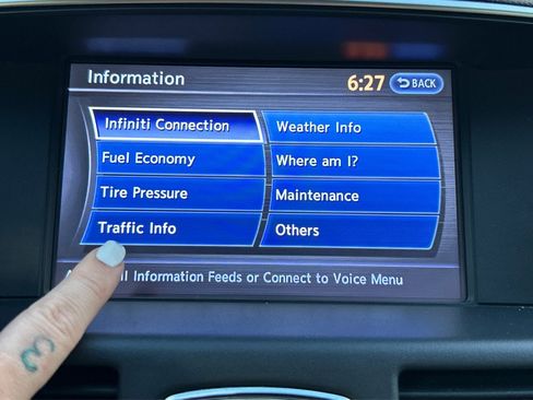 Used 2016 INFINITI Q70 L 3.7 w/ Deluxe Touring Package image 25