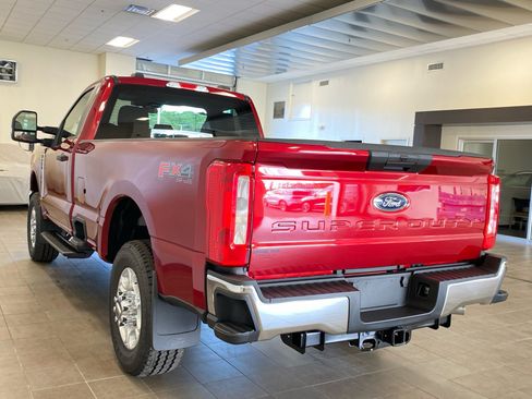 New 2026 Ford F250 XLT w/ FX4 Off-Road Package AWD/4WD image 5