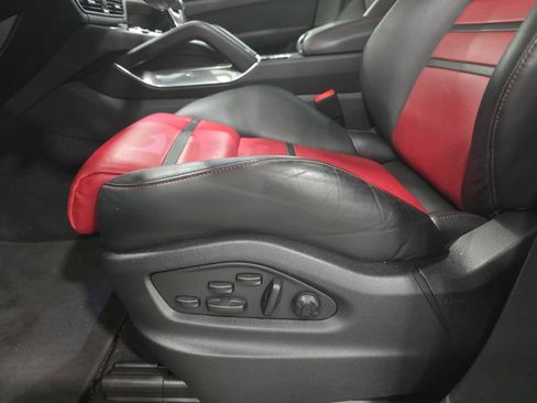 Certified 2023 Porsche Cayenne Turbo S AWD/4WD image 20