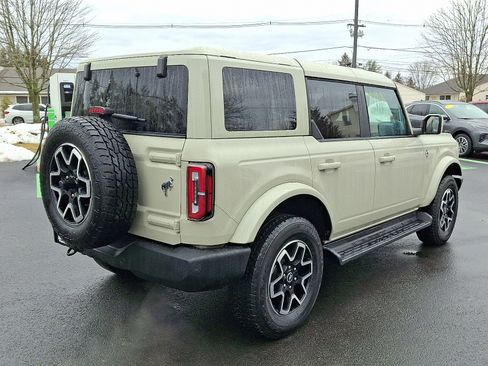 Used 2025 Ford Bronco Outer Banks image 5